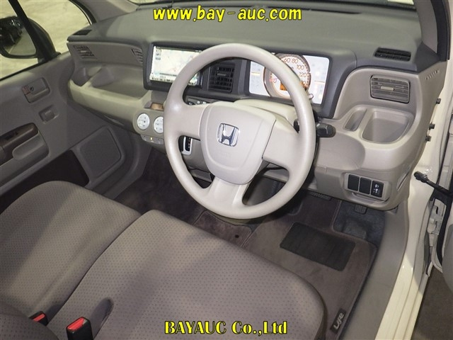 HONDA LIFE 2009