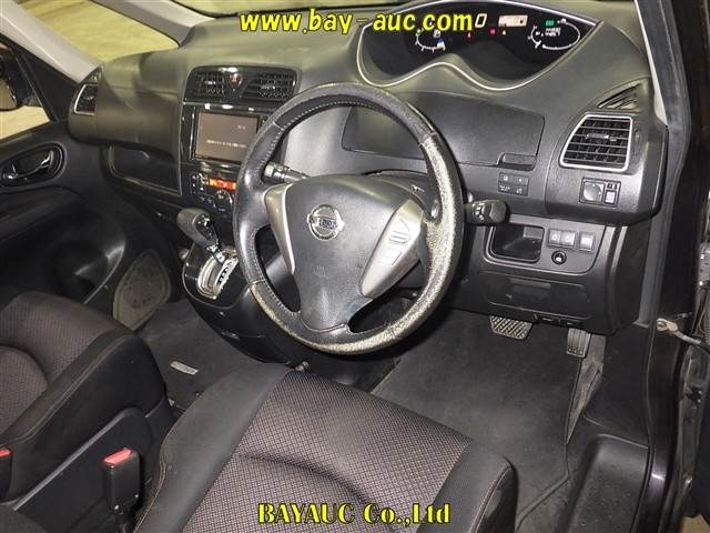 NISSAN SERENA 2012