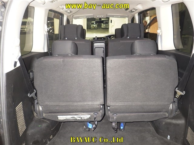 NISSAN SERENA 2012