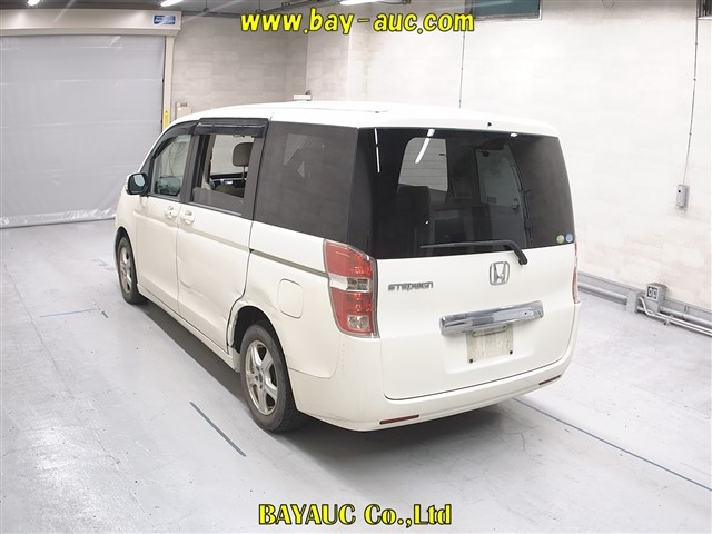 HONDA STEP WAGON 2010