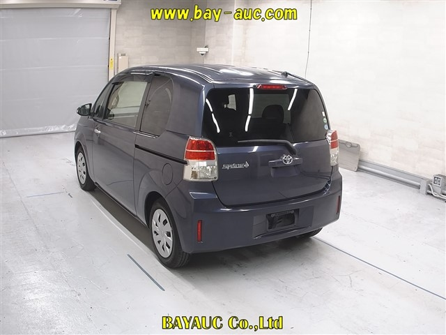 TOYOTA SPADE 2013
