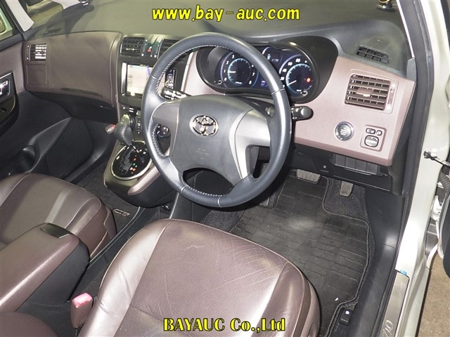 TOYOTA MARK X ZIO 2008