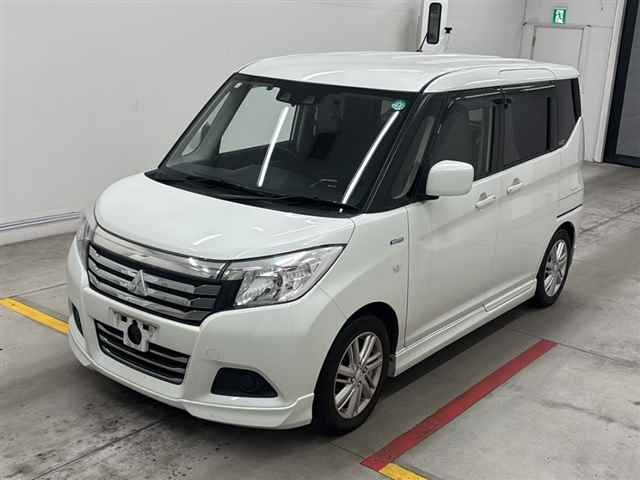 MITSUBISHI DELICA D2 2020