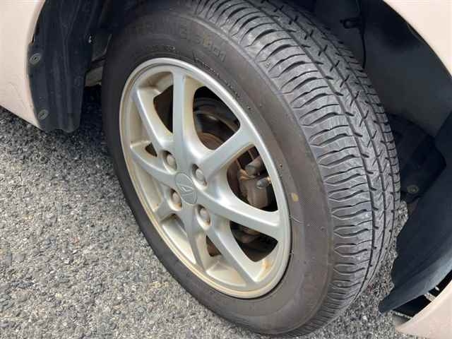 DAIHATSU MIRA E S 2011