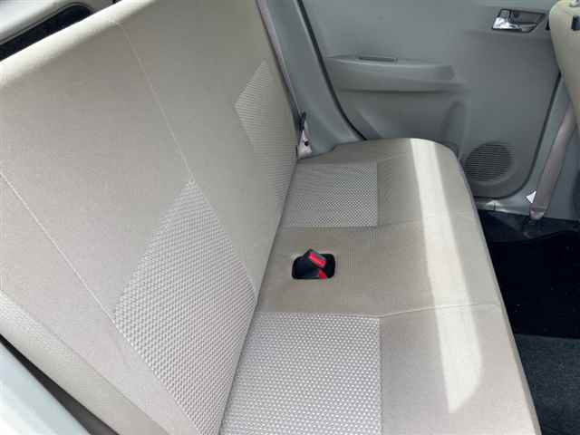 DAIHATSU MIRA E S 2011