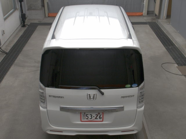 HONDA STEP WAGON 2014