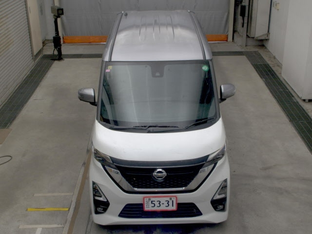 NISSAN ROOX 2020