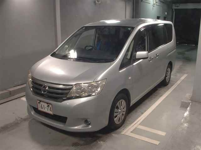 NISSAN SERENA 2012