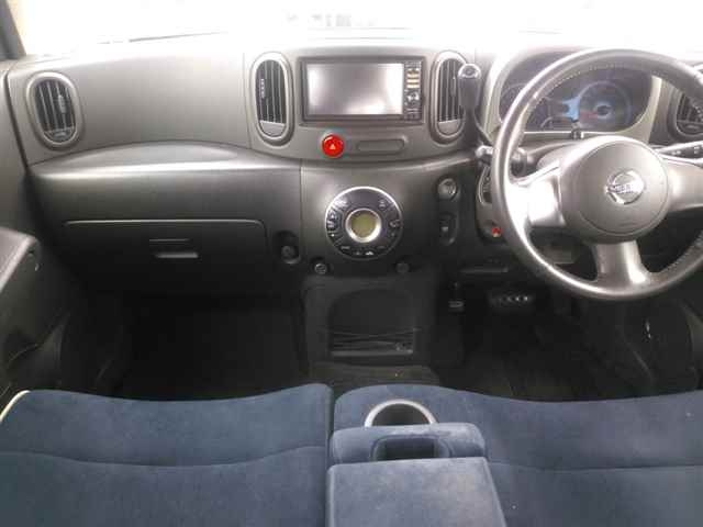 NISSAN CUBE 2012