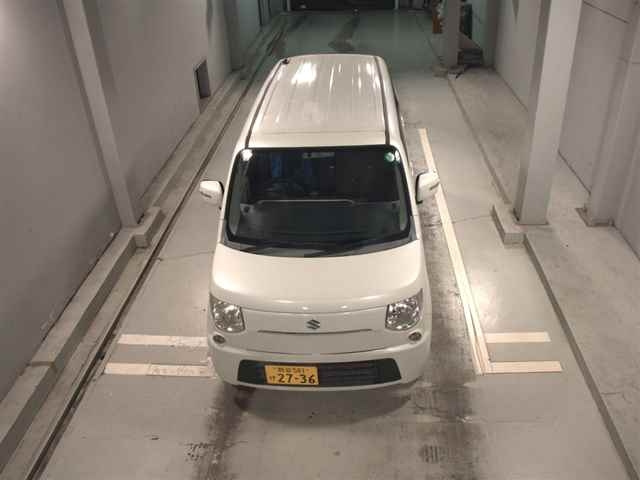 SUZUKI MRWAGON 2011