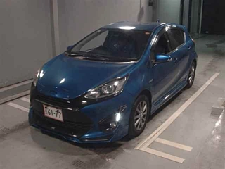 TOYOTA AQUA 2019