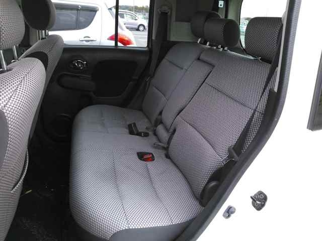 NISSAN CUBE 2011