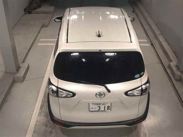 TOYOTA SIENTA 2016