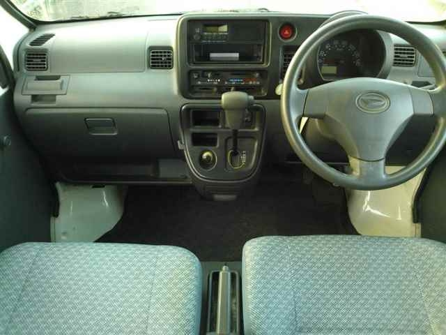 DAIHATSU HIJET VAN 2014