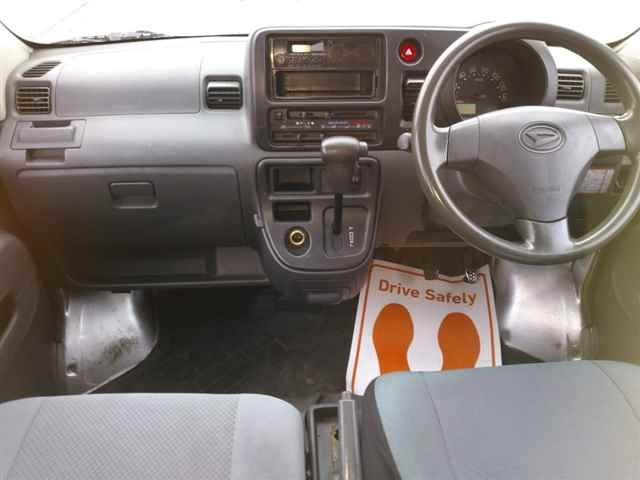 DAIHATSU HIJET VAN 2012