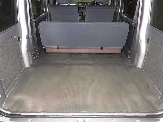 DAIHATSU HIJET VAN 2012