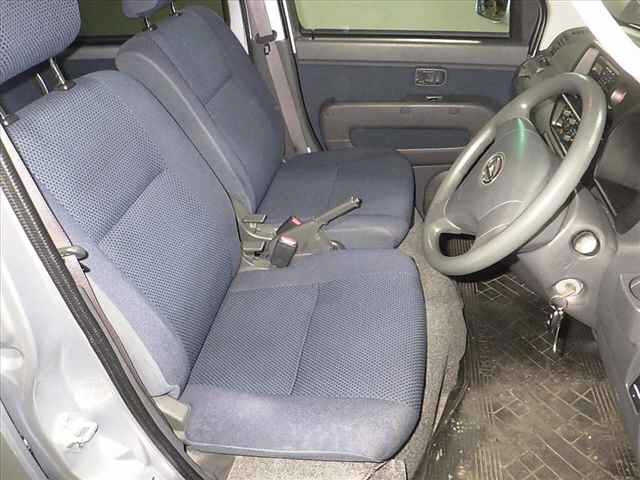 DAIHATSU HIJET VAN 2012