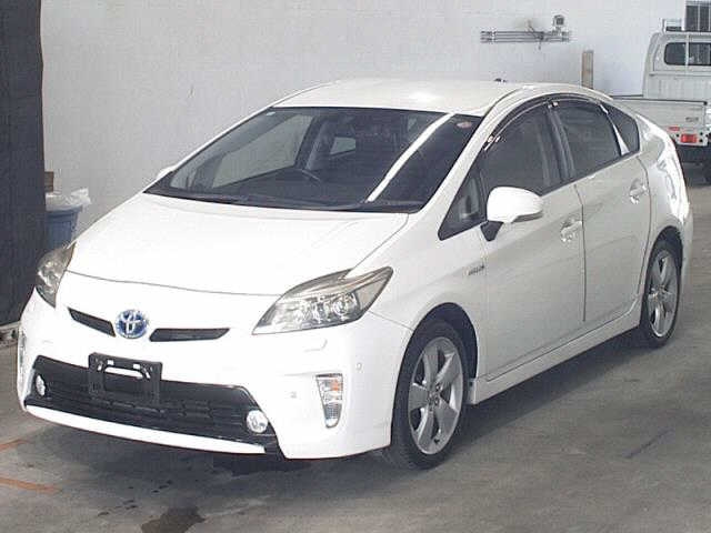TOYOTA PRIUS 2012