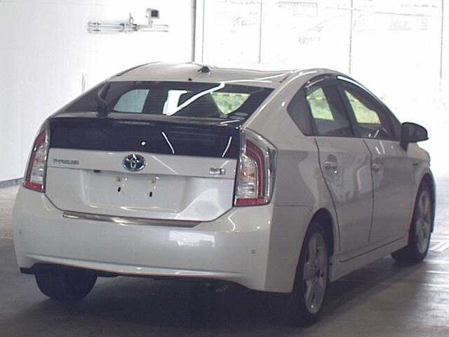 TOYOTA PRIUS 2012