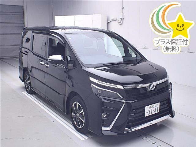 TOYOTA VOXY 2020
