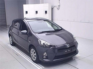 TOYOTA AQUA 2014
