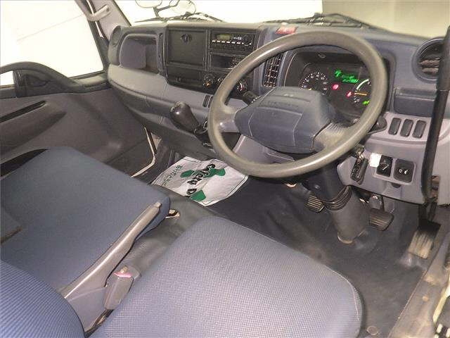 MITSUBISHI CANTER 2015