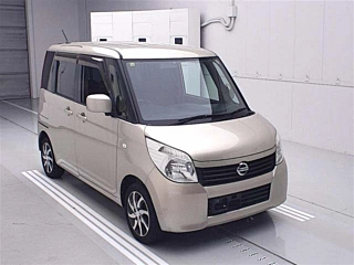 NISSAN ROOX 2012