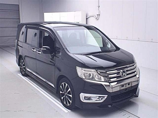 HONDA STEP WAGON 2014