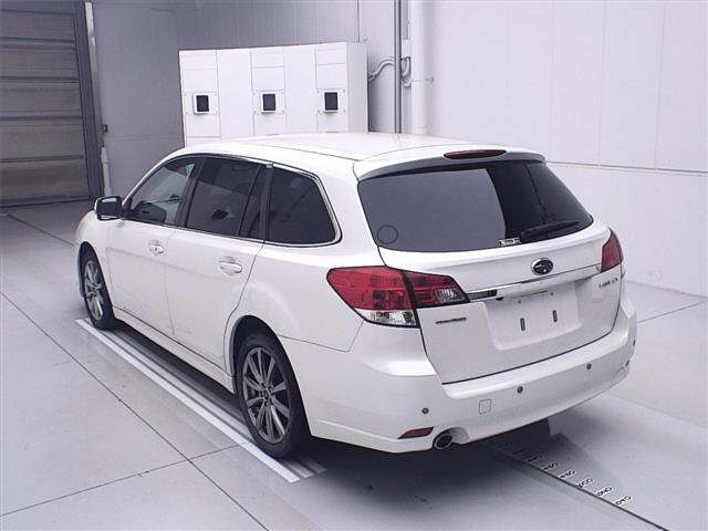 SUBARU LEGACY 2010