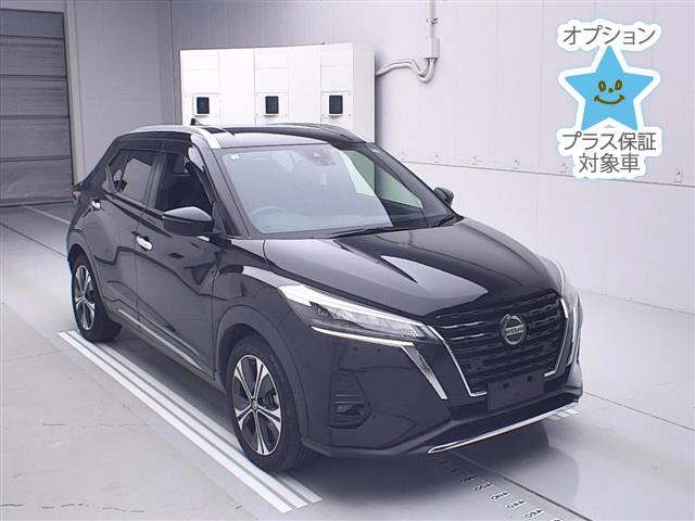 NISSAN KIX 2020