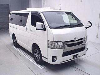 TOYOTA HIACE VAN 2020