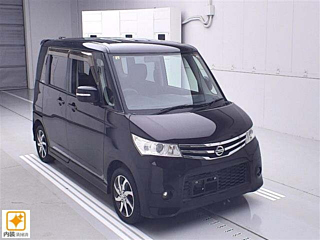 NISSAN ROOX 2012