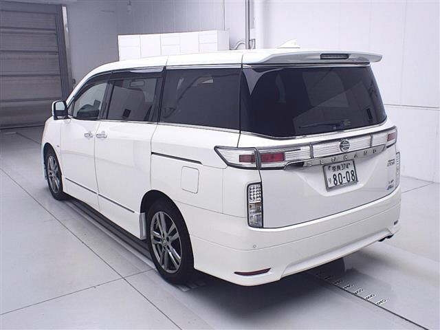 NISSAN ELGRAND 2012