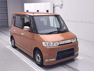 DAIHATSU TANTO 2006