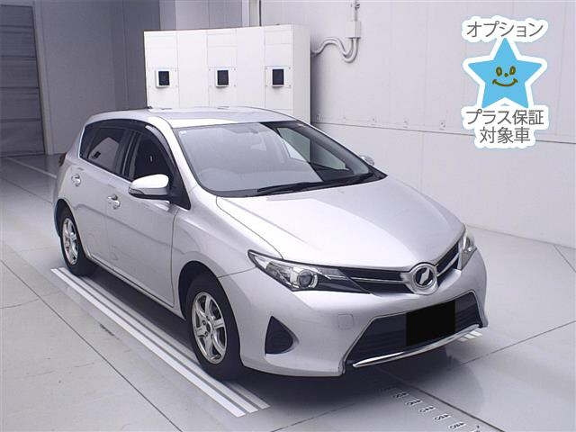 TOYOTA AURIS 2014