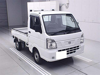NISSAN CLIPPER TRUCK 2015