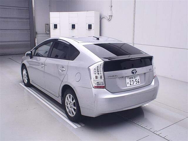 TOYOTA PRIUS 2010