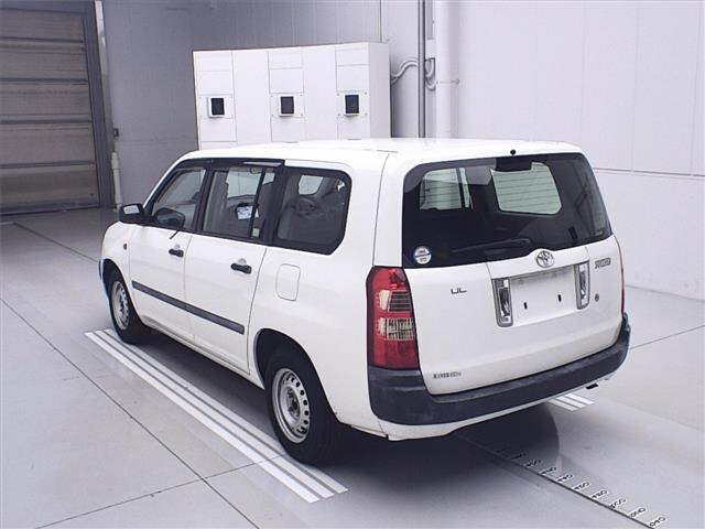 TOYOTA SUCCEED 2009