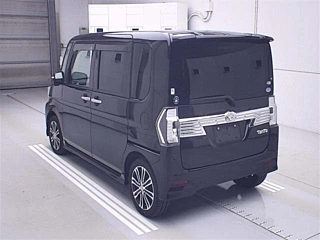 DAIHATSU TANTO 2016