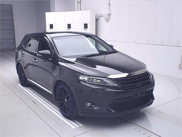 TOYOTA HARRIER 2014