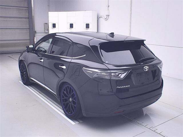 TOYOTA HARRIER 2014