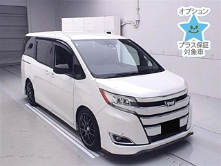 TOYOTA NOAH 2018