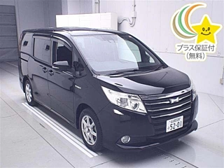 TOYOTA NOAH 2016