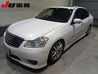 NISSAN FUGA 2009