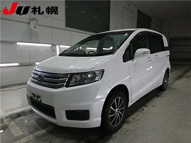 HONDA FREED 2013