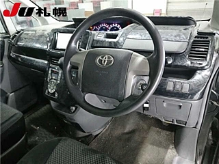 TOYOTA NOAH 2008