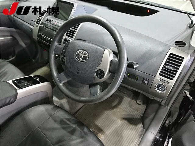 TOYOTA PRIUS 2010