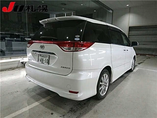 TOYOTA ESTIMA 2010