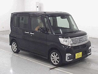 DAIHATSU TANTO 2018
