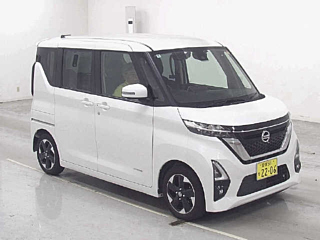NISSAN ROOX 2022